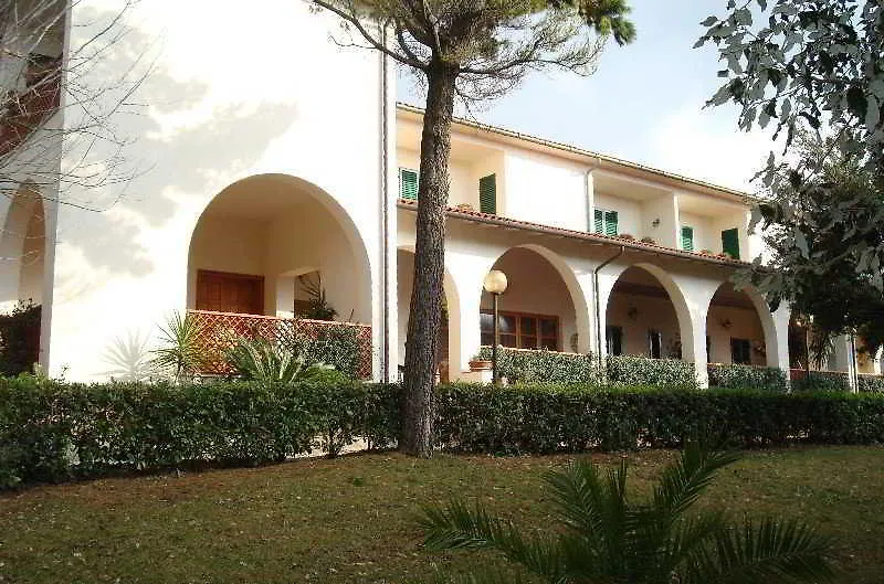 Hotel Il Poggetto Castellina Marittima