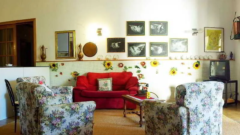 Hotel Il Poggetto Castellina Marittima 3*,